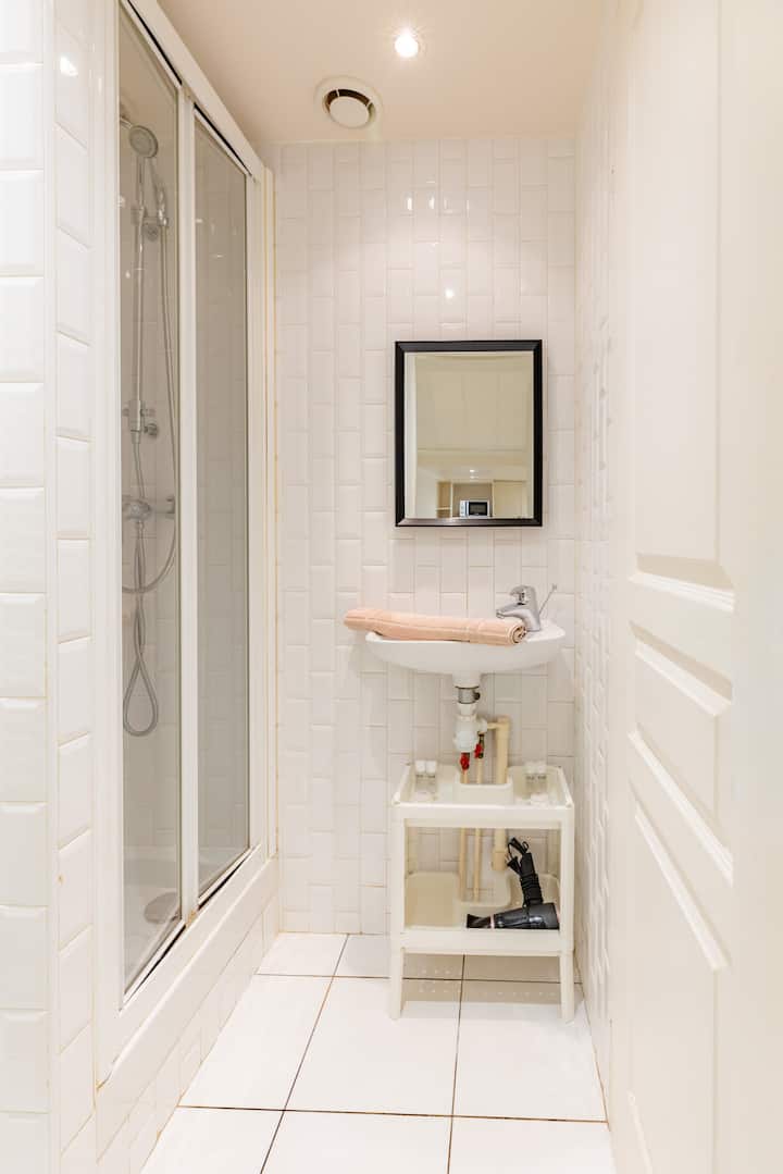 Studio Cosy, Au Pied Du Sacré-cœur - Paris