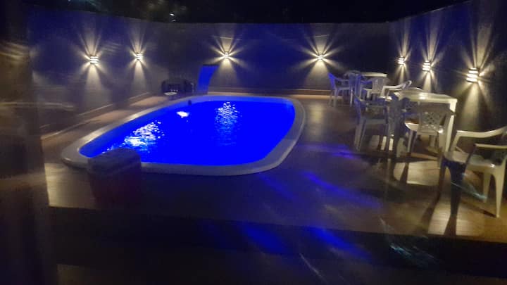 Imóvel Está A 5 Quadras Da Praia. - Guaratuba