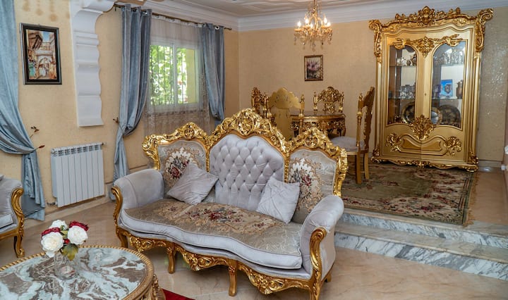 Grande Villa Orientale Avec Jardin – Proche Mer - Algeria