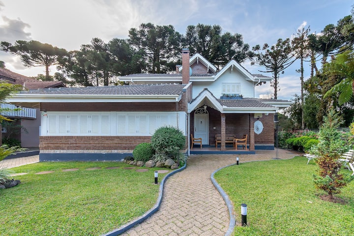 Casa Planalto - 4d, 10 Pax, Com Casinha Na áRvore! - Gramado