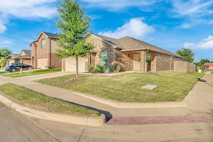 Fort Worth Gem Near Fifa World Cup & Dinings - Fort Worth, TX