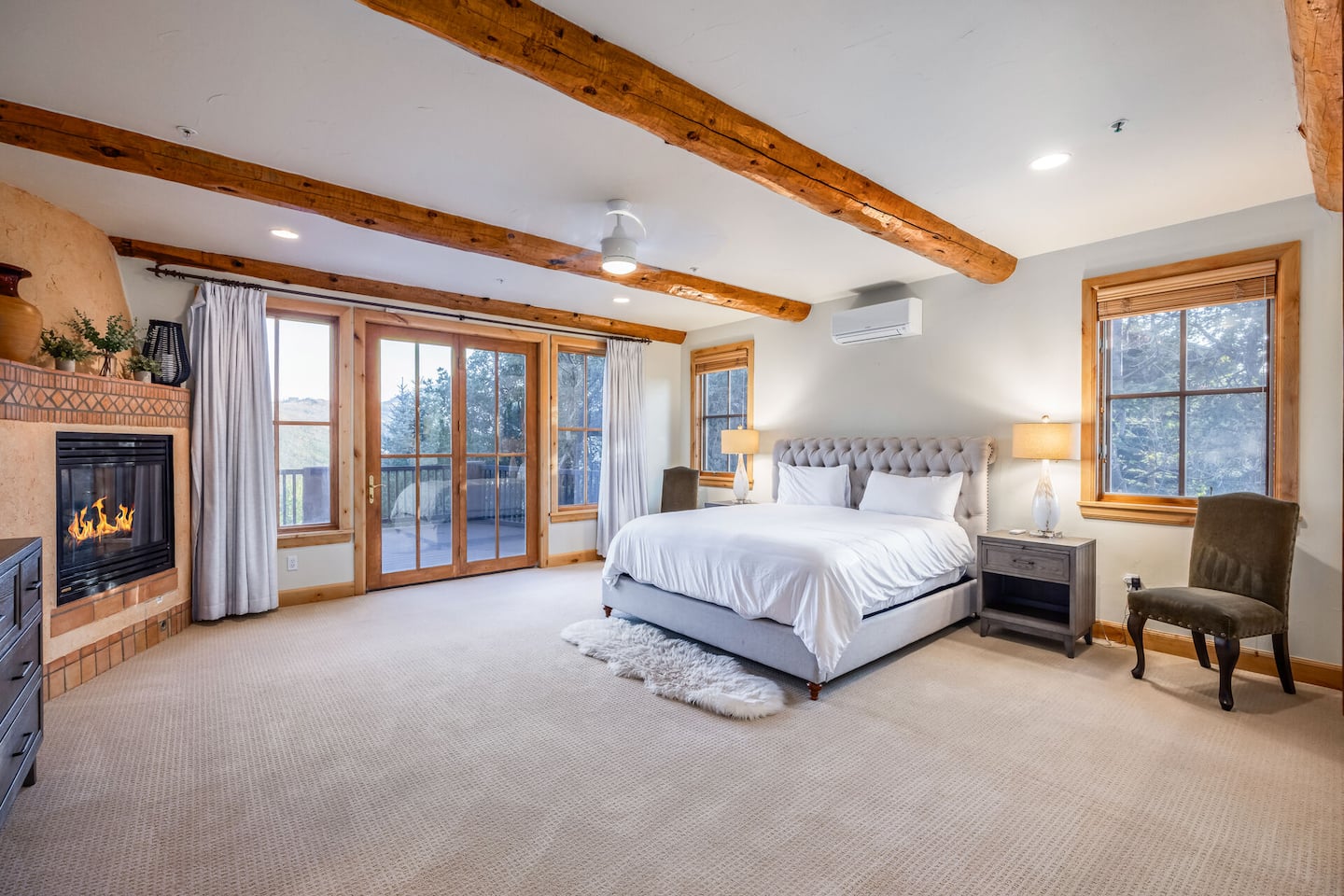 Luxurious 6BR Retreat in Deer Valley with hot tub