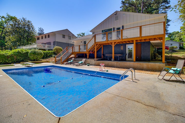 2 Mi To Truist Park! Modern Gem W/ Pool & Fire Pit - Smyrna, GA