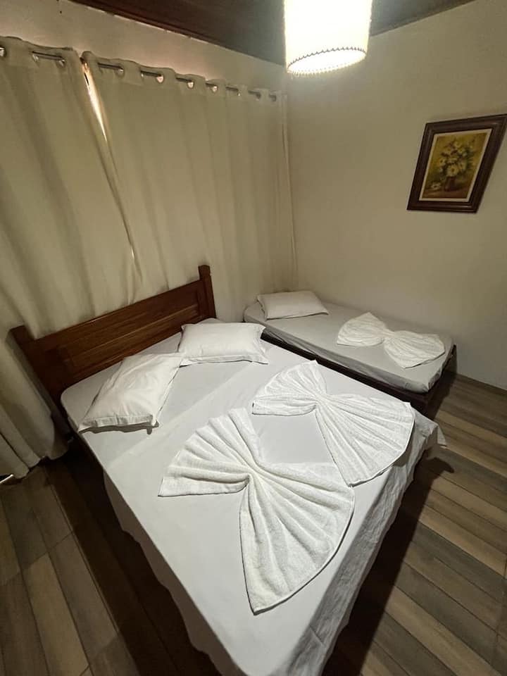 Pousada Costa Bella  - Quarto Triplo - 托里斯