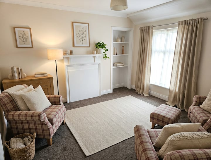 Charming Village 3br Flat - Edinburgh