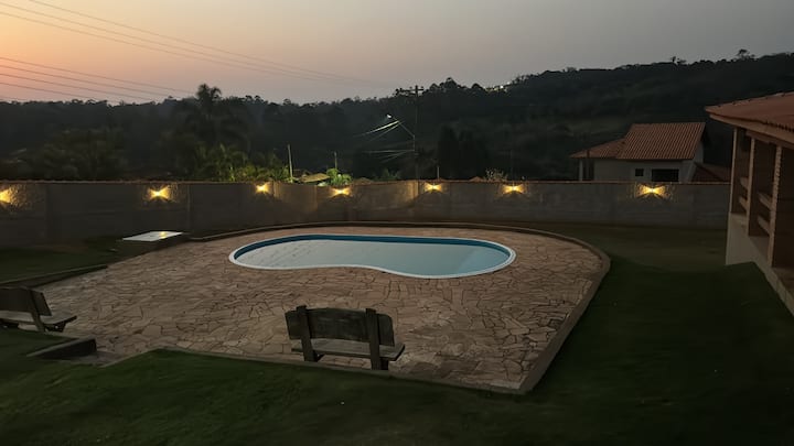 Casa Murada 20 Pessoas | Campo, Piscina, 6 Vagas - Ibiúna