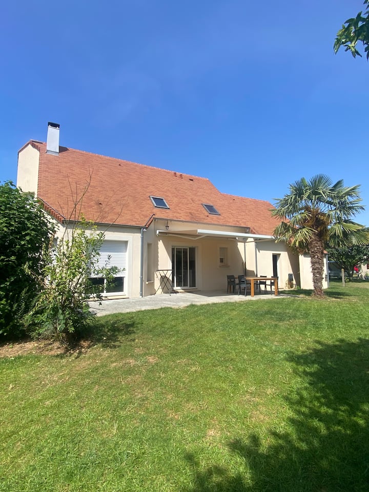 Jolie Maison Villa Indépendante Avec Jardin - Ouistreham