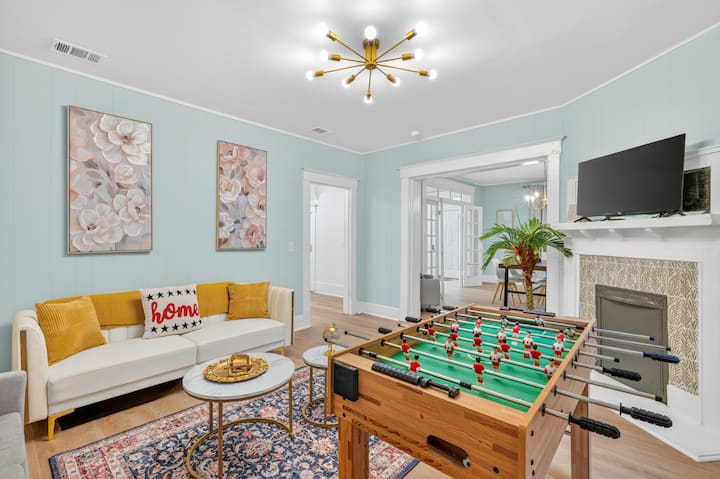 Peaceful 5br | Pet Friendly | Foosball & Boardgame - Savannah, GA