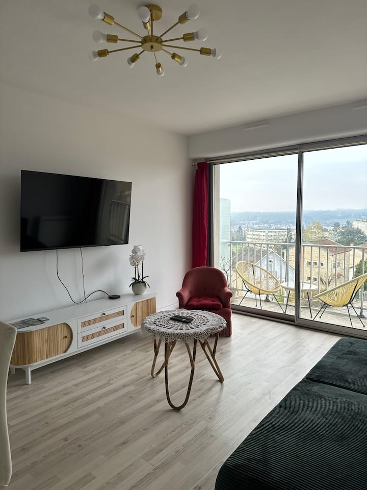Appart Confortable Et Lumineux • Une Chambre - Périgueux