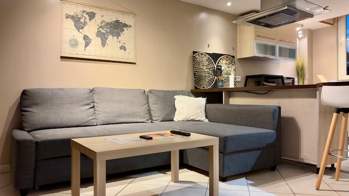 • Chic & Spacieux — Plein Centre-ville • - Goussainville