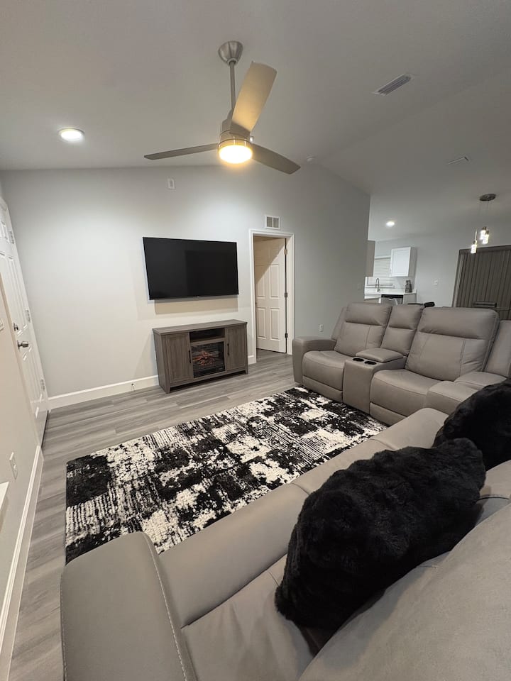 Home Away From Home | Near Rainbow Springs 3br/2ba - Rainbow Springs, FL