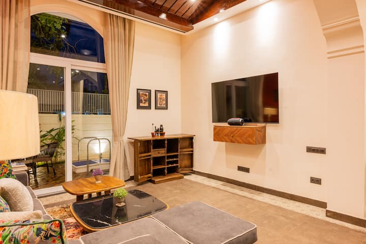Living room 1 image 4