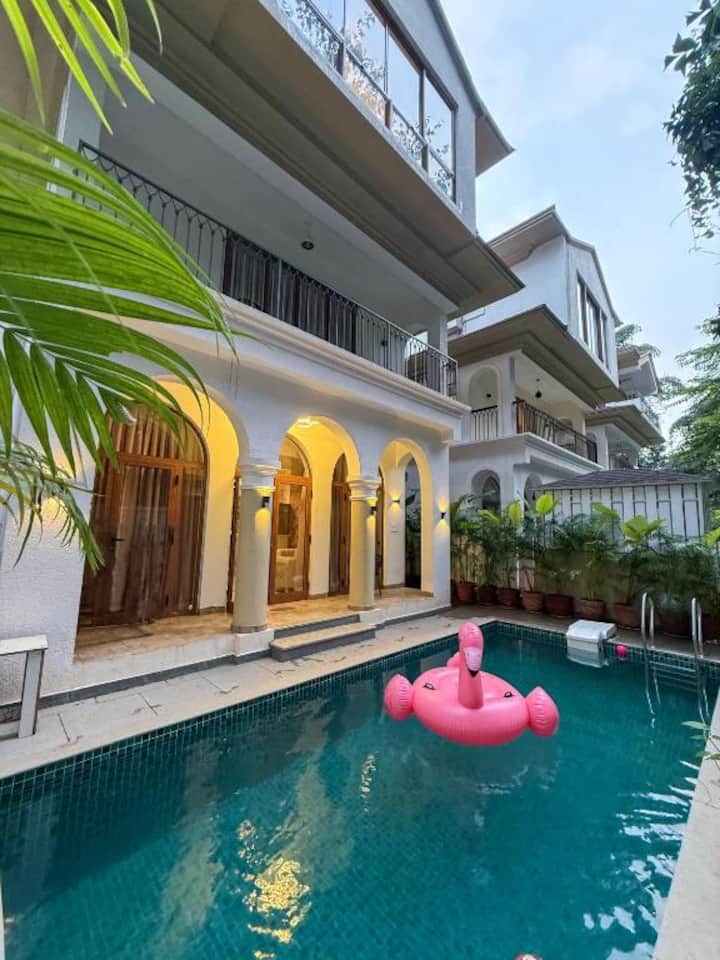 Casa Aurelia-a Lux 4bhk Retreat With Pool - India