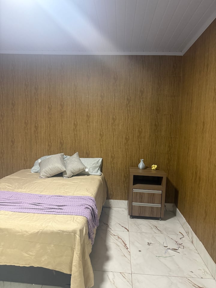 Spavaća soba 1