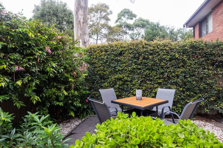 The Nook In Mollymook - Walk To The Beach! - Mollymook
