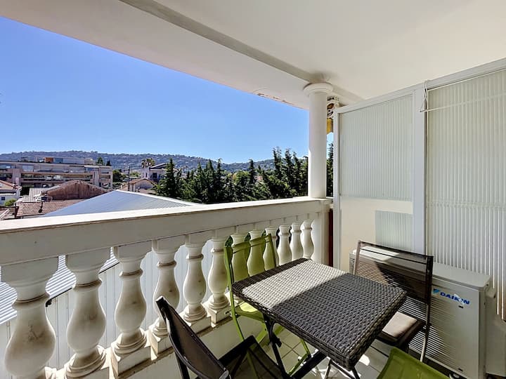 Rés Villa D'azur -4 Couchages -1 Chambre - Parking - Vallauris