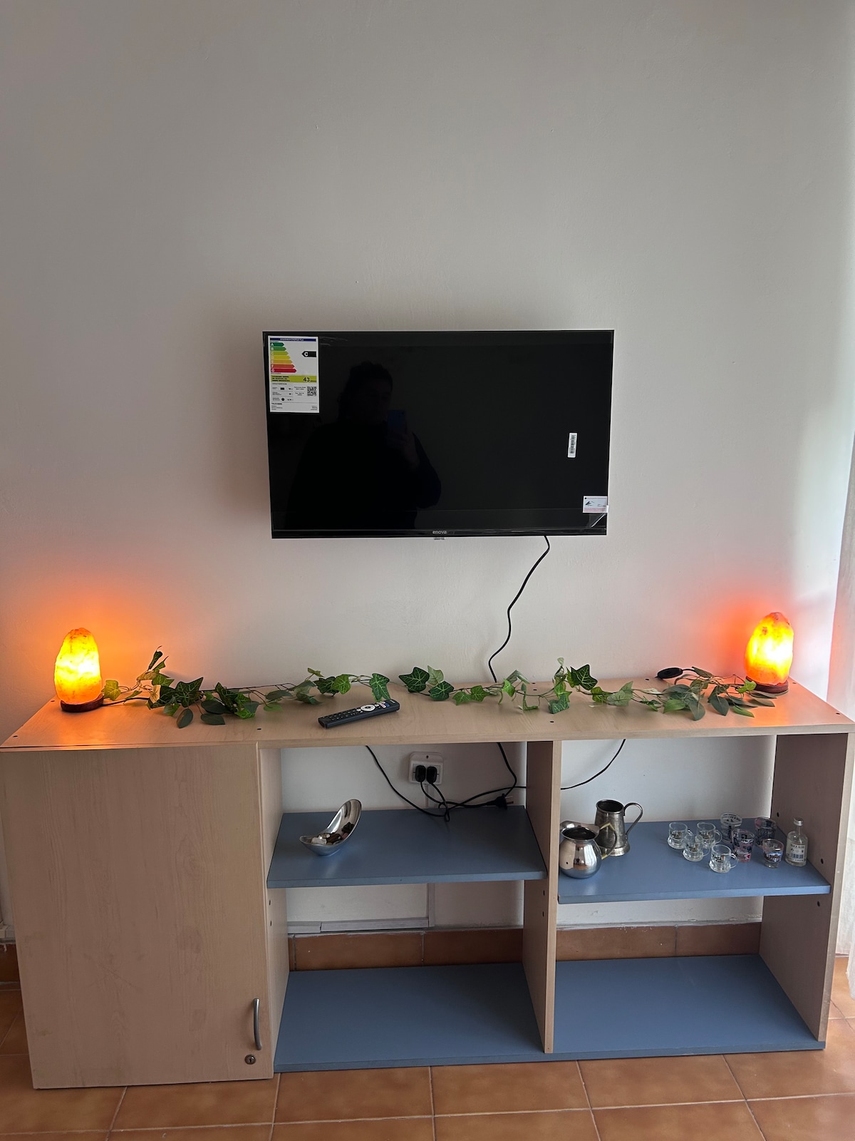 Departamento con balcón y cocina equipada