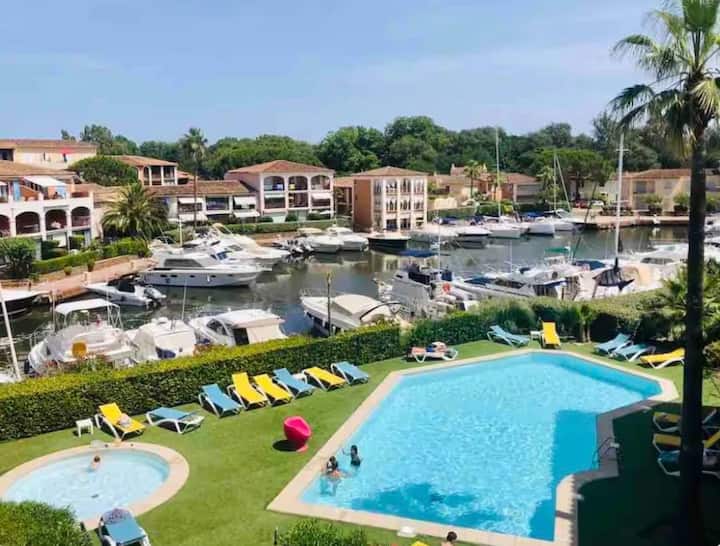 Studio Port De Cogolin Terrasse, Piscine & Marina - Cogolin