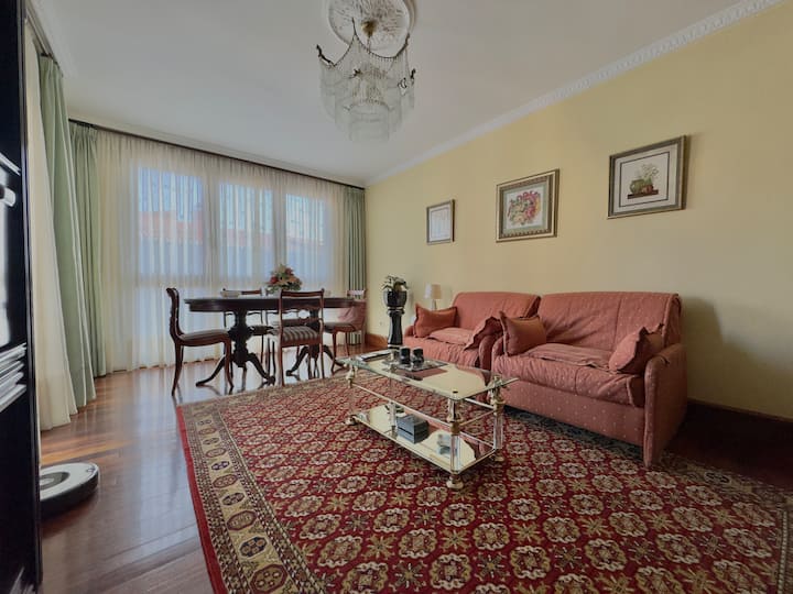 Apartamento Céntrico Con Terraza En Cangas - Cangas