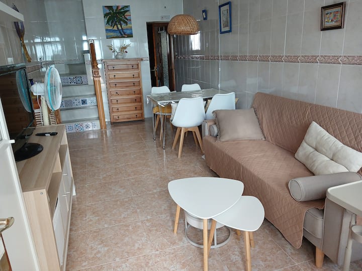Bungalow 300m From The Sea. Garden, Pet Friendly - Santa Pola