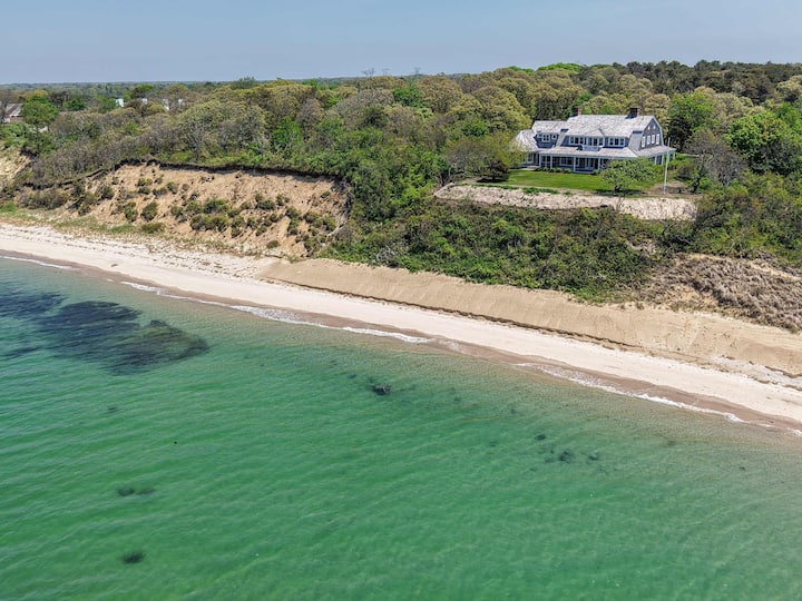 Private Beach, Sweeping Water Views, Game Room! - Brewster, MA