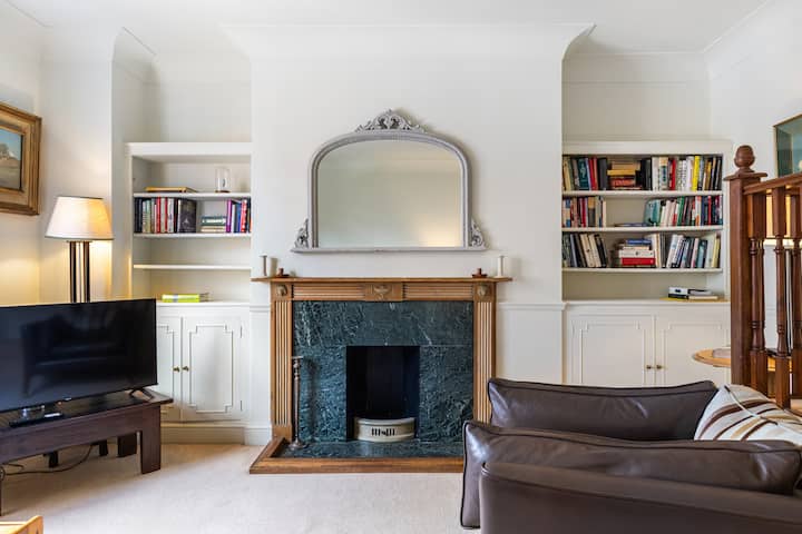 Elegant Mayfair Flat Near Hyde Park, Oxford Street - London, UK