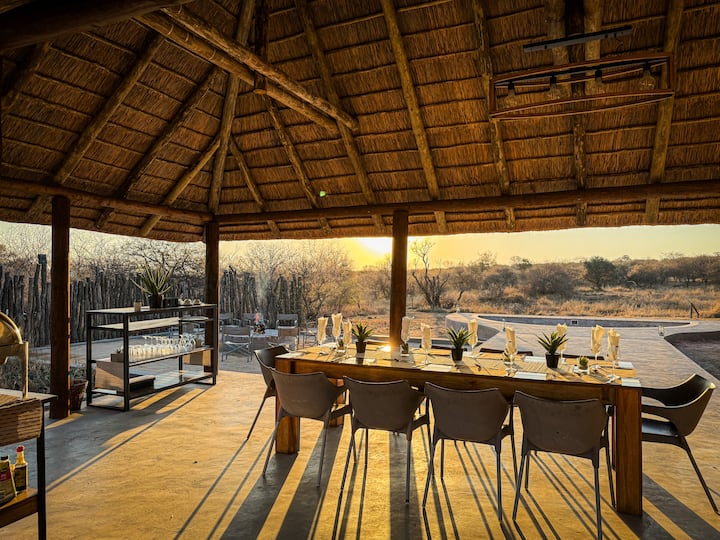 Exclusive Big 5 Safari Camp In Dinokeng North - Hammanskraal
