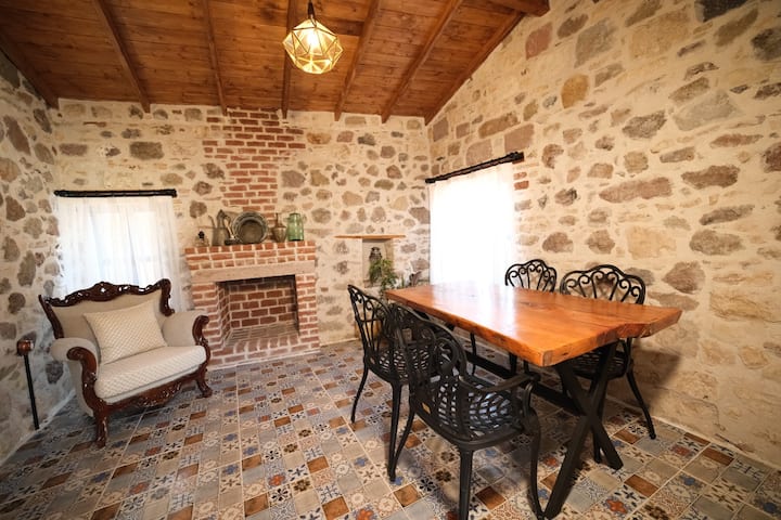 Mari’nin Evi - Dikili