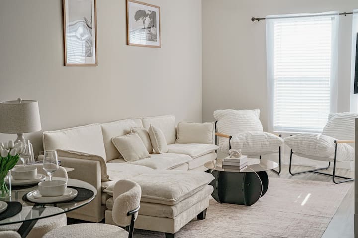 “Serene La Oasis “Beautiful 1bd In Weho - Hollywood, CA