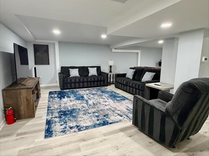 A Spacious Place Packed With Entertainment - Kenosha, WI
