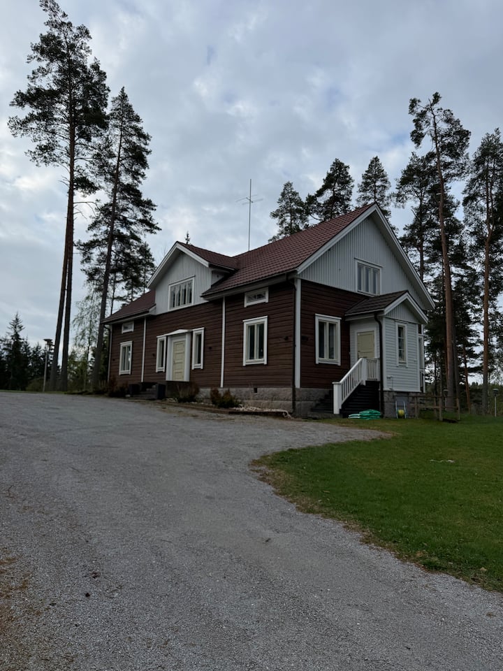 Suvirinne Tunnelmallinen Huvila Ja Rantasauna - Janakkala