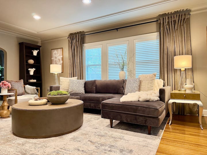 Urban Nest Dundee | 3br Near Downtown & Midtown - Omaha, NE