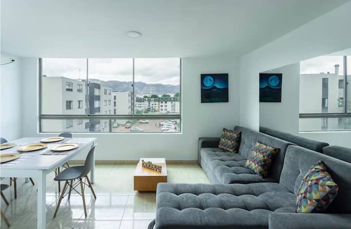 Apartamento A Pasos De Metrópolis - Bogota