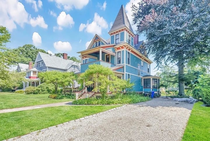 Springfield Garden House - Springfield, MA