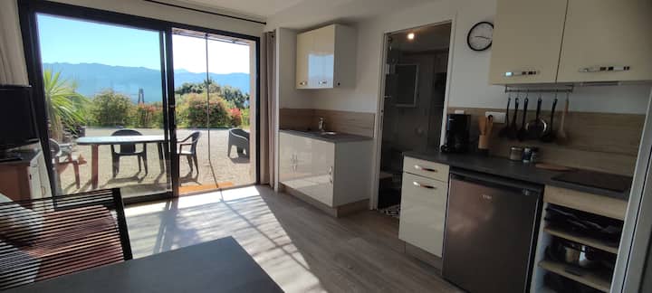 Joli Logement Avec Vue Sur Les Montagnes - Alata