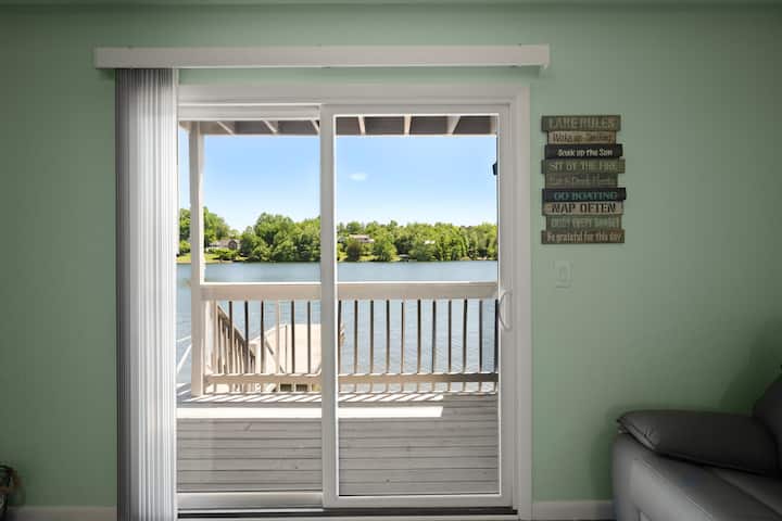 Lakefront Luxury Retreat | Dock, Kayak & Views - Cumberland Mountain State Park, Crossville