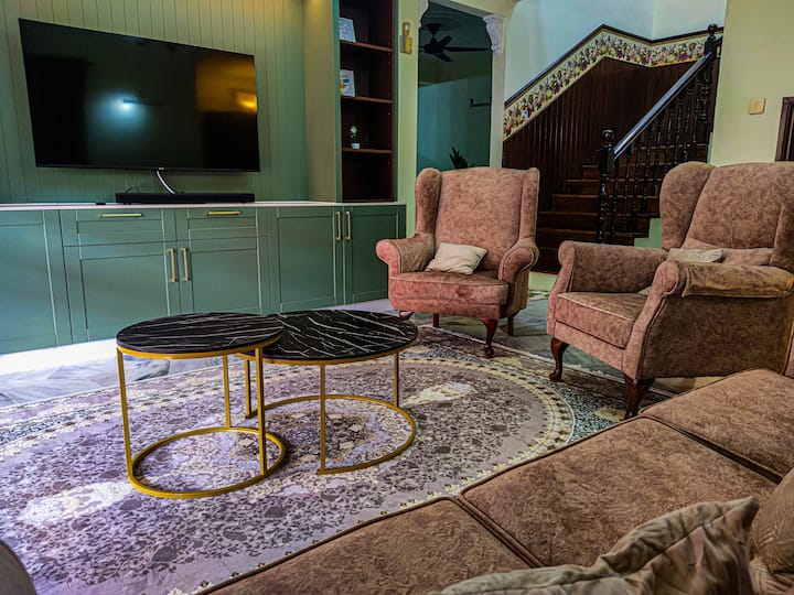 Modern 6-bedroom Home 26pax Bbq/event/pool/karaoke - Semenyih