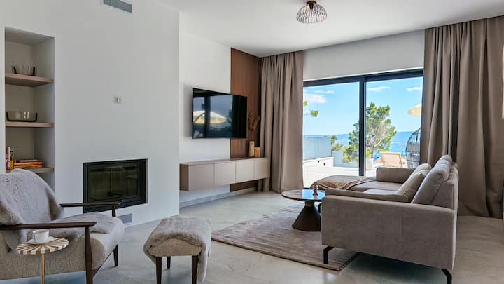 Villa Maria- Heated Pool, Basketball Court & Views - Chorwacja