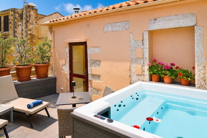 Palais Vénitien – Rooftop & Jacuzzi – 5 Chambres - Chania