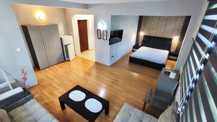 Spacious Studio In The Centre Of Tsarevo - Varvara