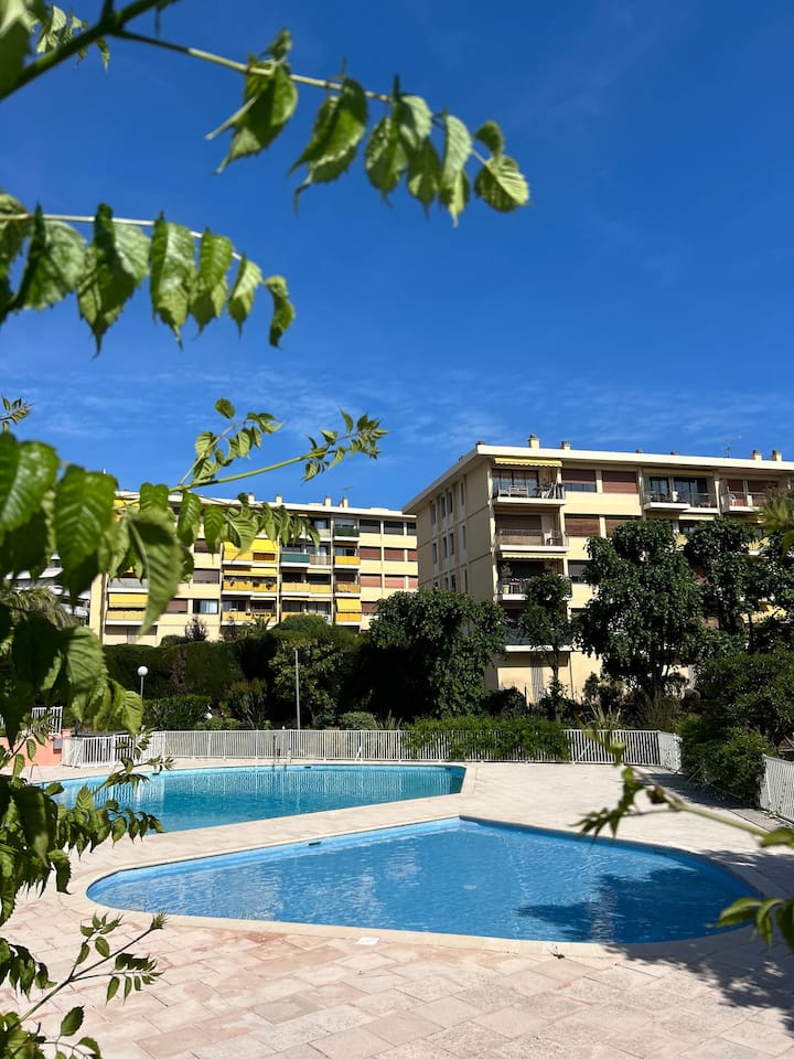 Studio Calme Avec Terrasse, Piscine Et Clim - Nice - Nizza