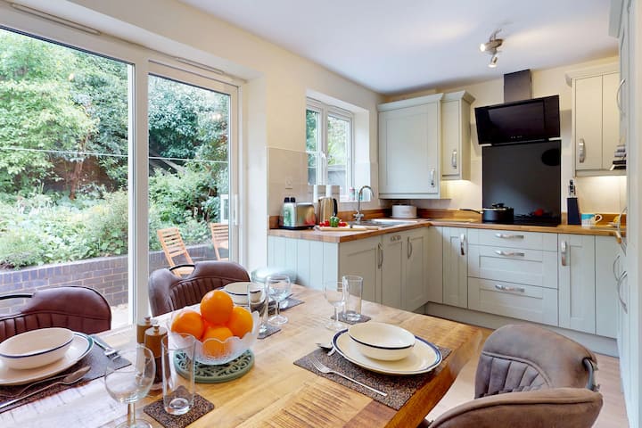 Modern Cottage With Parking For Two Cars In Conwy - Conwy
