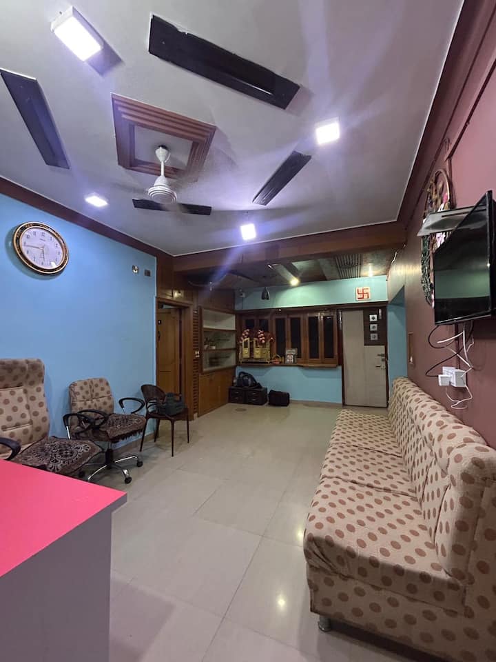 Retreat Villa - Abu