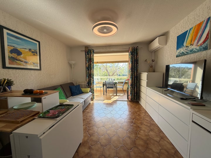 Studio Cabine Front De Mer Plage De L'argentière - La Londe-les-Maures
