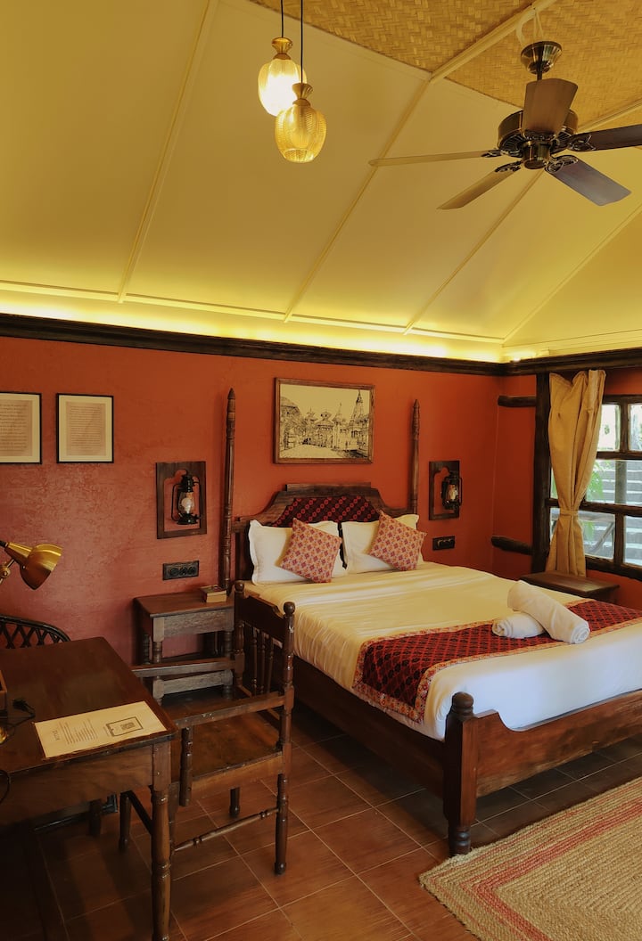 Private Traditional Cottage - Kalimpong