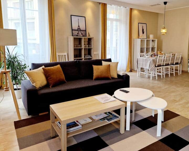 Bel Appartement Meublé De 110 M² à Beausoleil - Menton