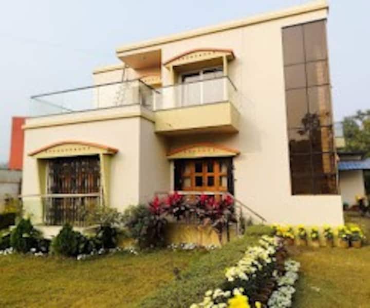 Roopkatha Homestay Just Steps From Sonajhuri Haat​ - Santiniketan