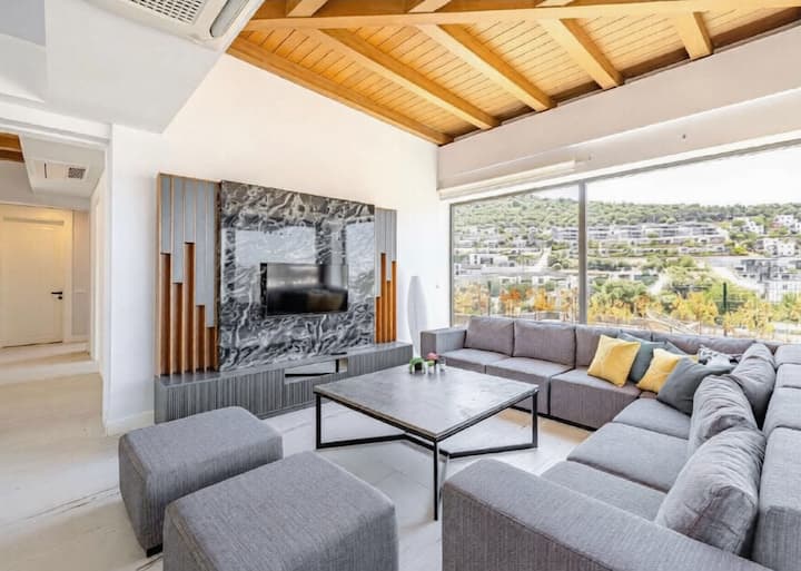 Gümüşlük'te ÖZel Havuzlu & Lüks 3+1 Villa - Turgutreis