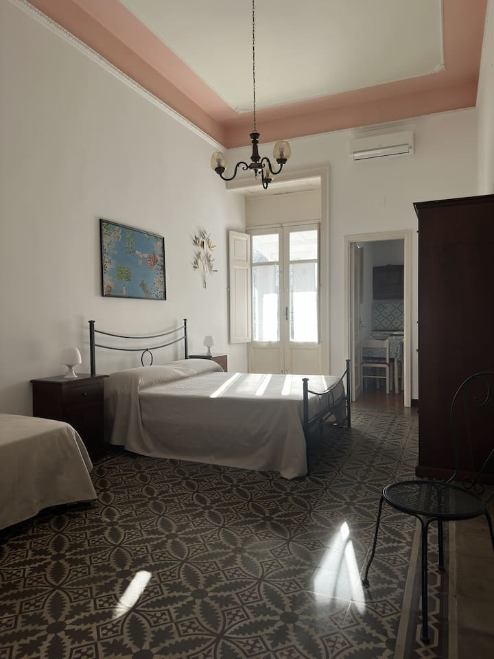 Novecento Apt A - Apartments In Front Of The Sea - Lipari