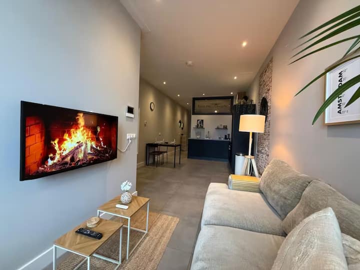 Cozy Apartment - Walk To Everything - Zaandam